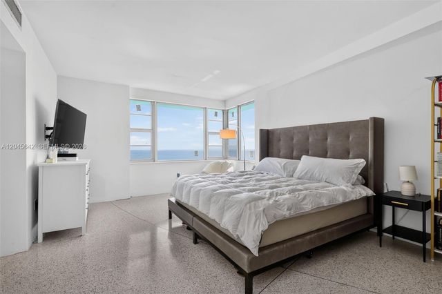 5255 Collins Avenue 12E, Miami Beach, FL 33140