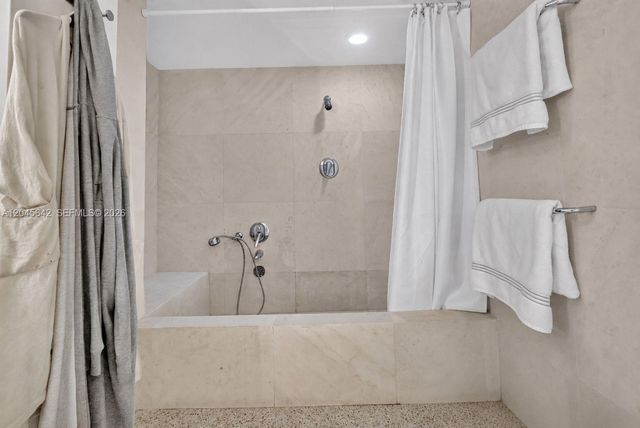5255 Collins Avenue 12E, Miami Beach, FL 33140