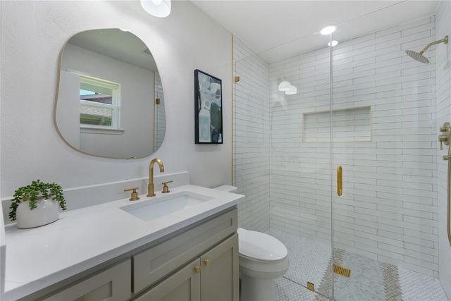 4108 Alicante Avenue, Fort Worth, TX 76133