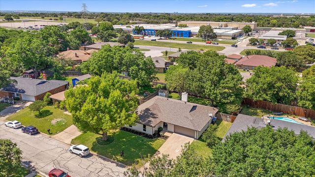 4108 Alicante Avenue, Fort Worth, TX 76133
