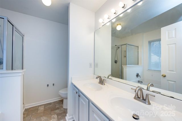 11015 Olde English Drive, Charlotte, NC 28216