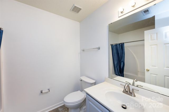 11015 Olde English Drive, Charlotte, NC 28216