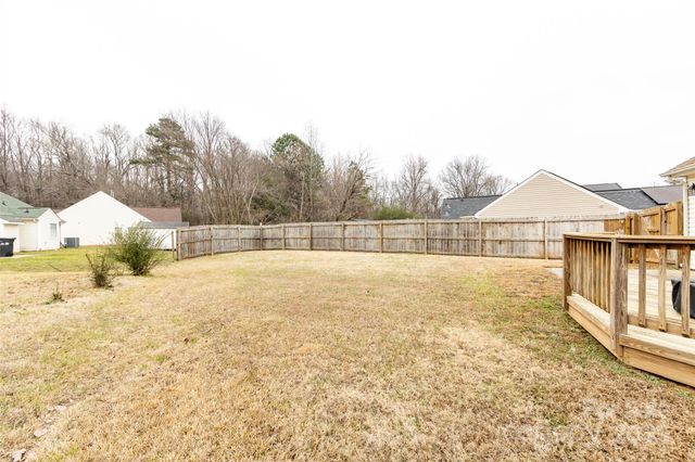 11015 Olde English Drive, Charlotte, NC 28216