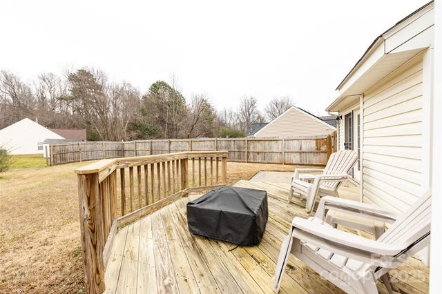 11015 Olde English Drive, Charlotte, NC 28216