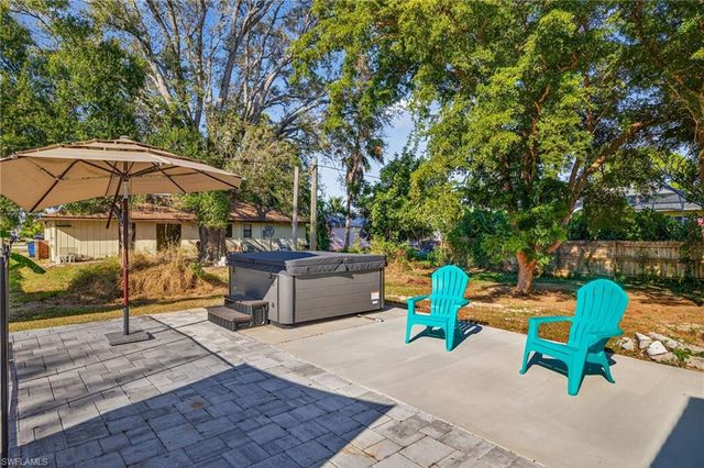 8145 Sandpiper RD, Fort Myers, FL 33967