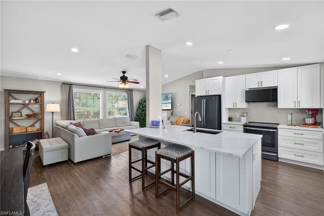 8145 Sandpiper RD, Fort Myers, FL 33967