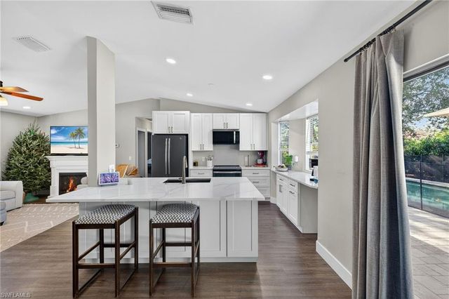 8145 Sandpiper RD, Fort Myers, FL 33967