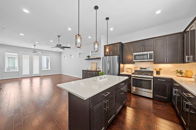 2228 Mcgowen Street, Houston, TX 77004
