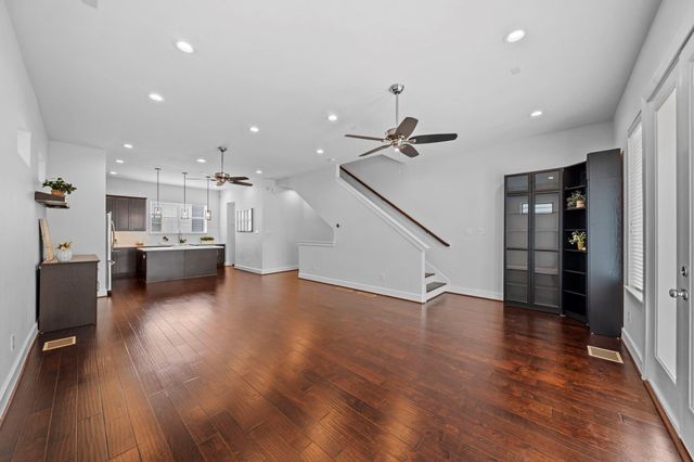2228 Mcgowen Street, Houston, TX 77004