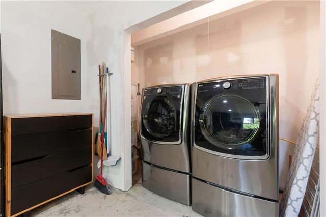 220 Burnie Road, Woodstock, GA 30188