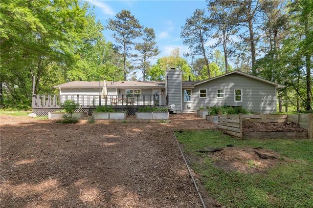 220 Burnie Road, Woodstock, GA 30188