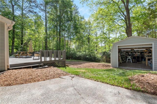 220 Burnie Road, Woodstock, GA 30188