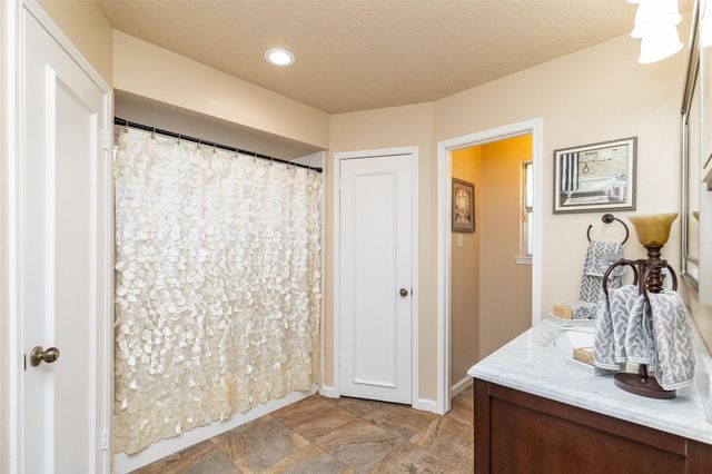 15307 Forest Trails Drive, Houston, TX 77095