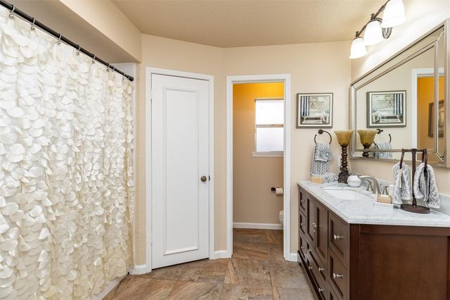 15307 Forest Trails Drive, Houston, TX 77095