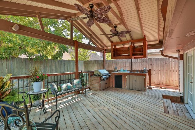 15307 Forest Trails Drive, Houston, TX 77095