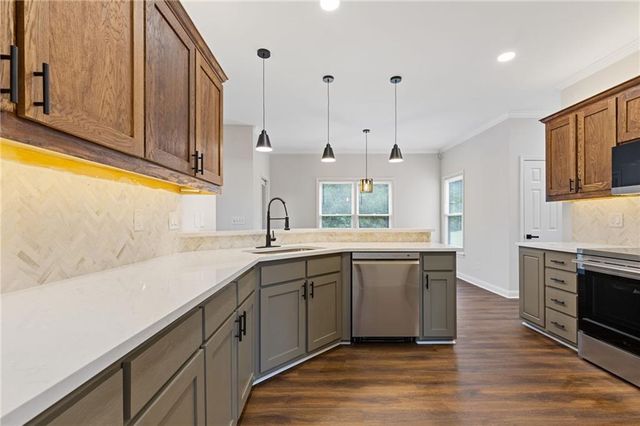 2310 Pine Haven Court, Grayson, GA 30017