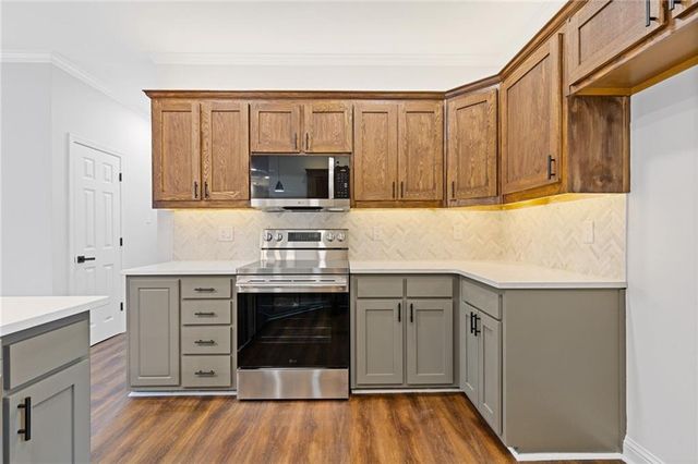 2310 Pine Haven Court, Grayson, GA 30017