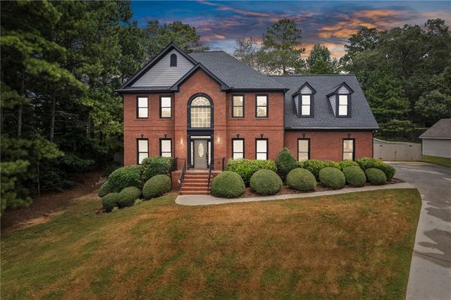 2310 Pine Haven Court, Grayson, GA 30017