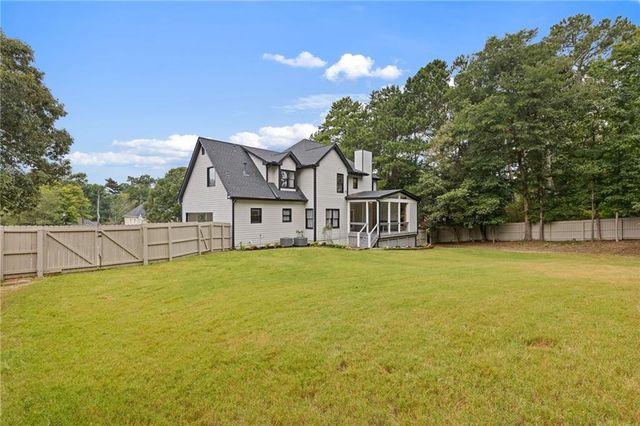 2310 Pine Haven Court, Grayson, GA 30017