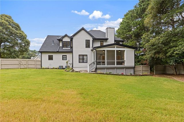2310 Pine Haven Court, Grayson, GA 30017