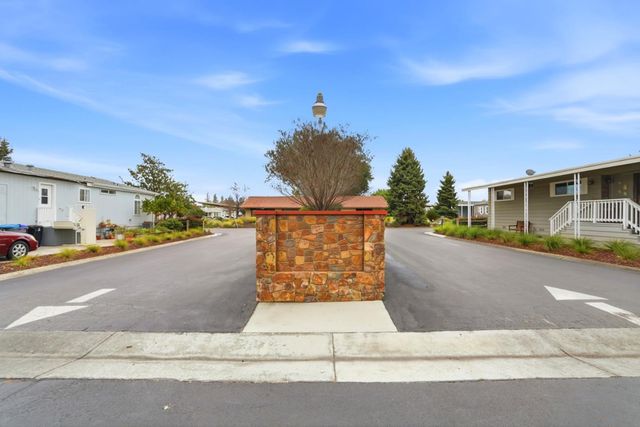 433 Sylvan 120, Mountain View, CA 94041
