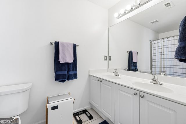 1149 Liberty Parkway NW, Atlanta, GA 30318