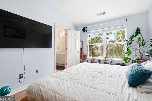 1149 Liberty Parkway NW, Atlanta, GA 30318