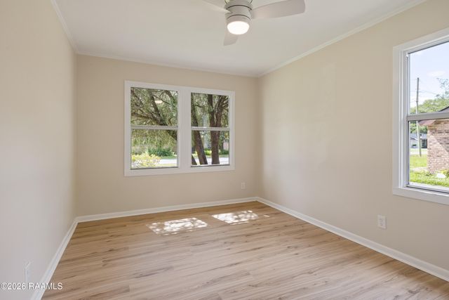 204 Eastland Drive, Lafayette, LA 70503