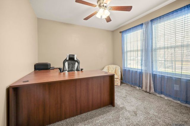 13230 Fowler Dr, Walker, LA 70785