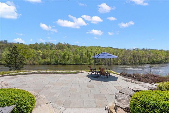 13741 S Indian Springs Road, Buchanan, MI 49107