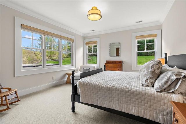 13741 S Indian Springs Road, Buchanan, MI 49107
