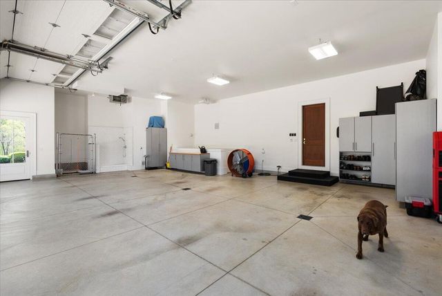 13741 S Indian Springs Road, Buchanan, MI 49107
