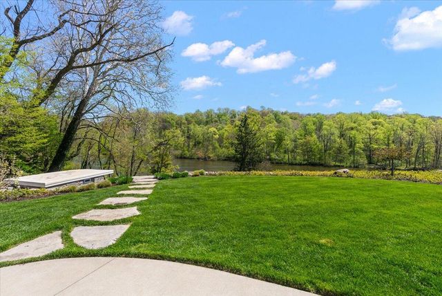 13741 S Indian Springs Road, Buchanan, MI 49107