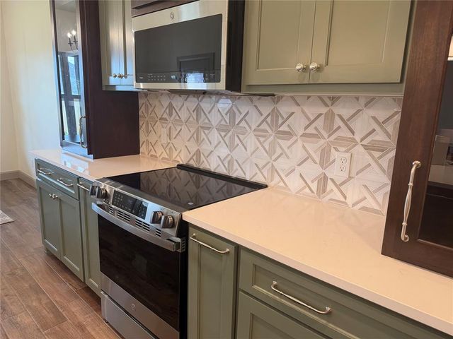 11709 NW 105th Street, Yukon, OK 73099