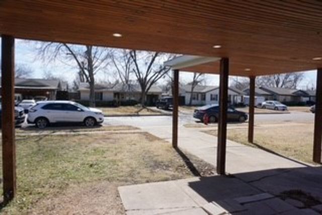 134 W Cober Drive, Grand Prairie, TX 75051