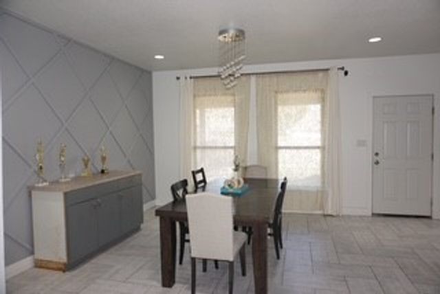 134 W Cober Drive, Grand Prairie, TX 75051