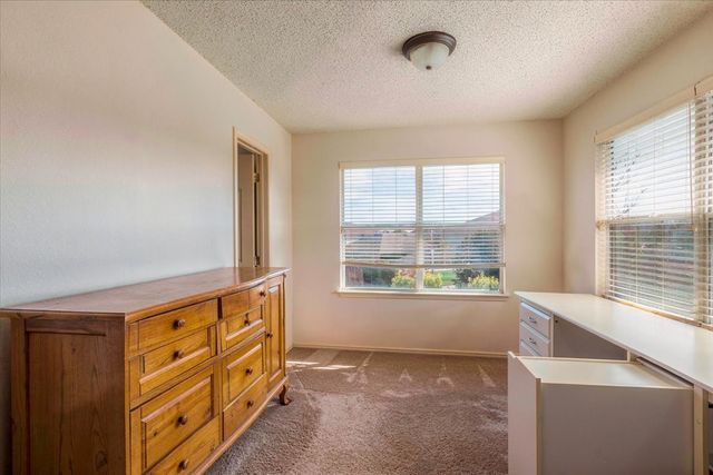 1606 Withers Way, Krum, TX 76249