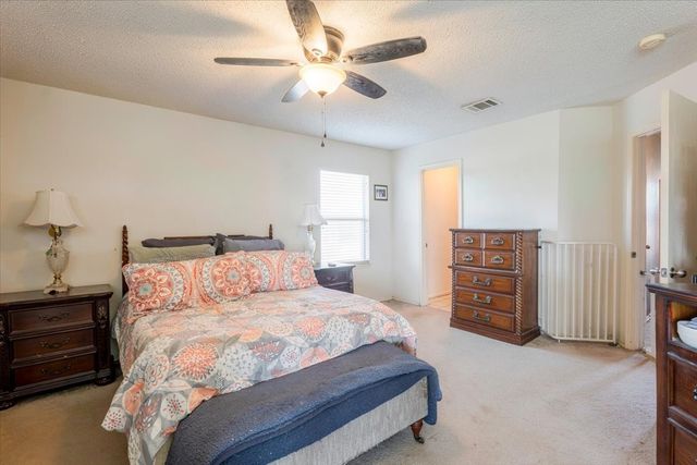 1606 Withers Way, Krum, TX 76249