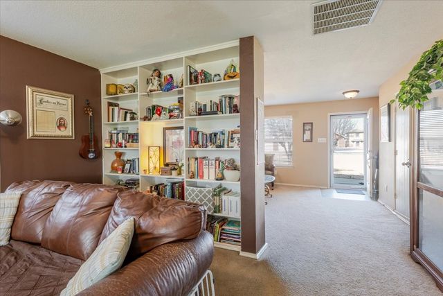 1606 Withers Way, Krum, TX 76249