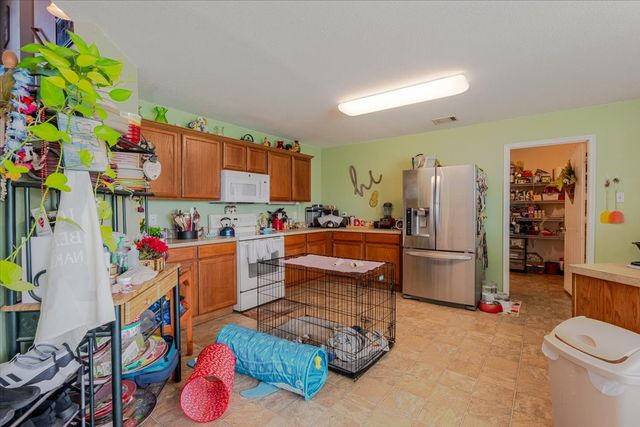 1606 Withers Way, Krum, TX 76249