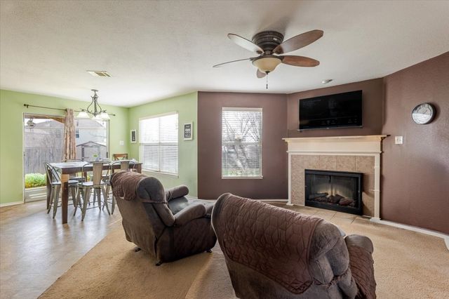 1606 Withers Way, Krum, TX 76249