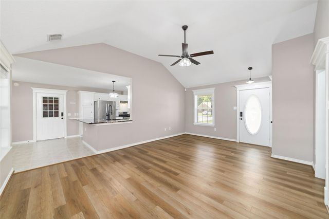 45 County Road 2208, Cleveland, TX 77327