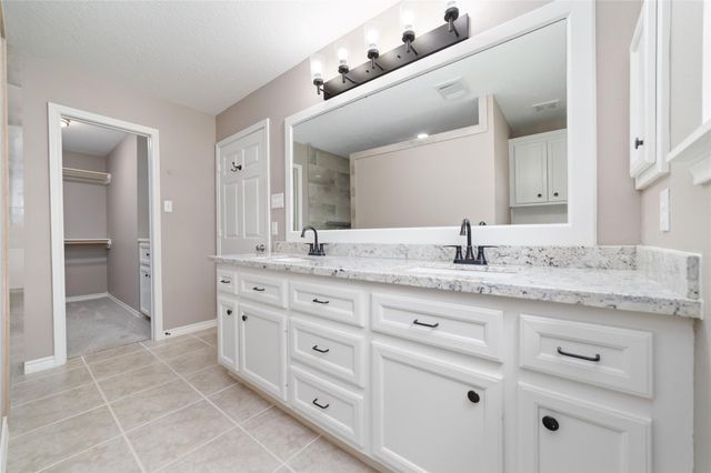 45 County Road 2208, Cleveland, TX 77327