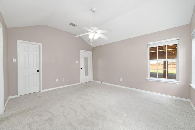 45 County Road 2208, Cleveland, TX 77327