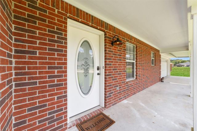 45 County Road 2208, Cleveland, TX 77327