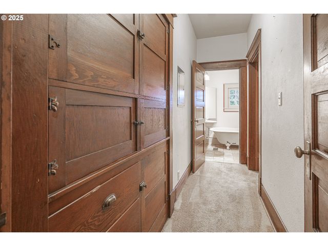 482 EWALD Ave Se, Salem, OR 97302