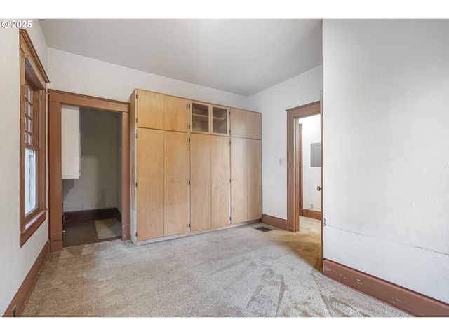 482 EWALD Ave Se, Salem, OR 97302