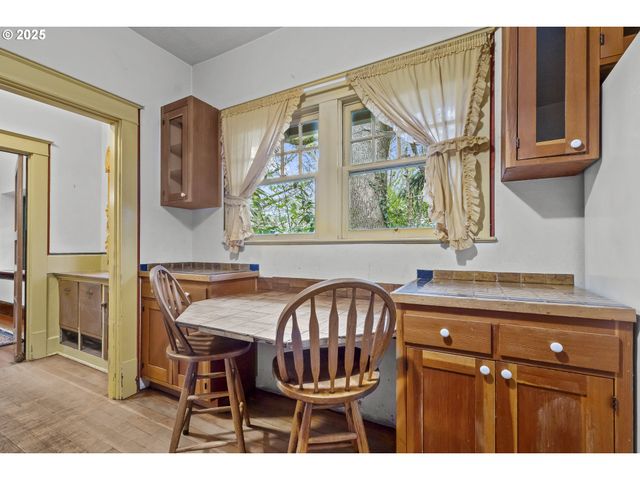 482 EWALD Ave Se, Salem, OR 97302