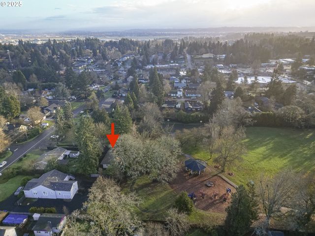 482 EWALD Ave Se, Salem, OR 97302