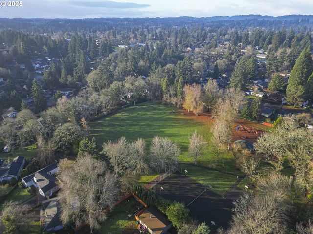 482 EWALD Ave Se, Salem, OR 97302